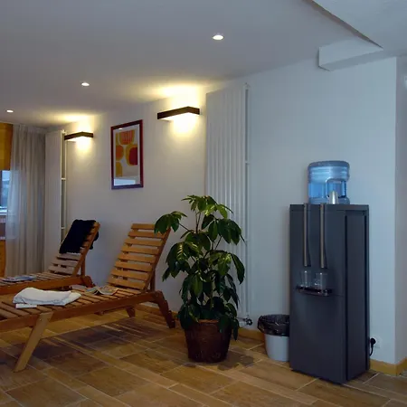 アパートホテル Odalys Le Pelvoux 4*